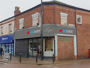 signgear, shop signs, signage, stockport, greater manchester, north west, printing, vinyl printing,